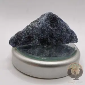 Sodalite brute, pierre naturelle de couleur bleue et légèrement pigmentée blanche