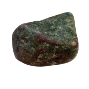 Pargasite - Auvergne - Saint-Brieuc - Maât Vitae